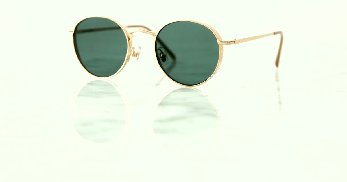 Jewelry and Small Accessories That Upgrade Minimal Outfits