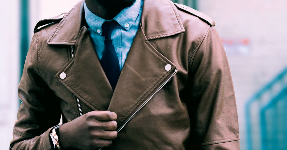 Classic trench coat for spring wardrobe